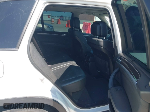 2012 BMW X5 35d z VIN 5UXZW0C57CL672538, wystawiony jako IAAI lot #41967268 z przebiegiem 141 996 mil mil oraz . Historia ofert i sprzedaży dostępna na DreamBid. Obrazek 8.