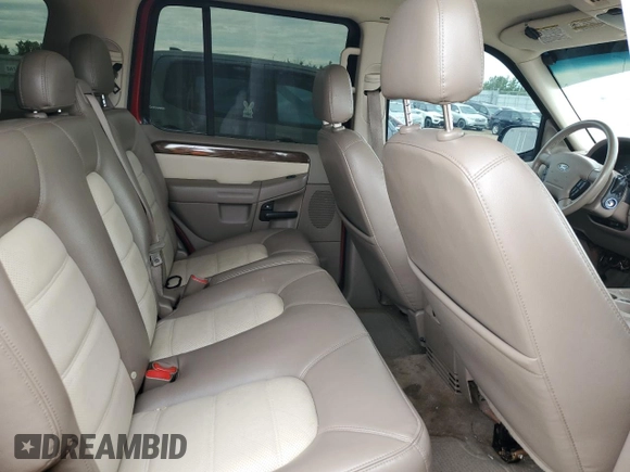 2003 Ford Explorer Eddie Bauer z VIN 1FMDU74WX3UA60163, wystawiony jako Copart lot #61994245 z przebiegiem 298 711 mil mil oraz Szkoda całkowita • Salvage title. Historia ofert i sprzedaży dostępna na DreamBid. Obrazek 11.