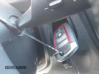 2014 BMW 3 Series 328i xDrive с VIN WBA3B5C51EP542103, выставлен на аукционе IAAI как лот 40113663 с пробегом 160 776 миль миль и . История ставок и продаж доступна на DreamBid. Изображение 11.