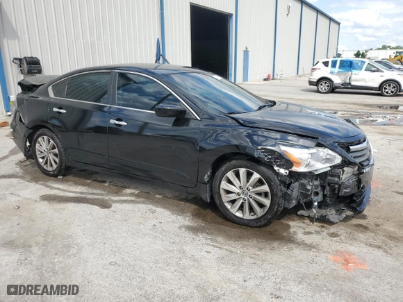 2015 Nissan Altima 2.5 with VIN 1N4AL3AP8FC485087, listed as a Copart auction lot 52413935 with 117,288 mi miles and Salvage Title. Bid and sale history available at carsss.com. Image 4.