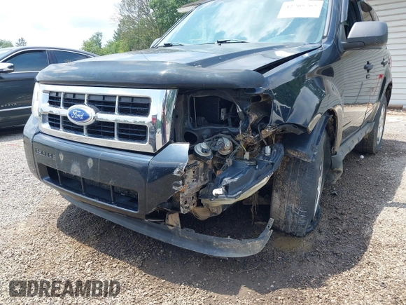 2012 Ford Escape XLT с VIN 1FMCU9DG3CKB84318, выставлен на аукционе IAAI как лот 42705765 с пробегом 171 157 миль миль и . История ставок и продаж доступна на DreamBid. Изображение 6.