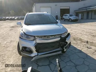 2019 Chevrolet Trax LT z VIN 3GNCJLSB4KL389877, wystawiony jako Copart lot #45202175 z przebiegiem 35 394 mil mil oraz Szkoda całkowita • Salvage title. Historia ofert i sprzedaży dostępna na DreamBid. Obrazek 12.