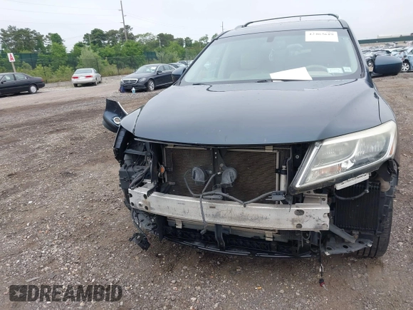 2013 Nissan Pathfinder SV with VIN 5N1AR2MM2DC633232, listed as a IAAI auction lot 42463619 with 128,131 mi miles and . Bid and sale history available at DreamBid. Image 6.