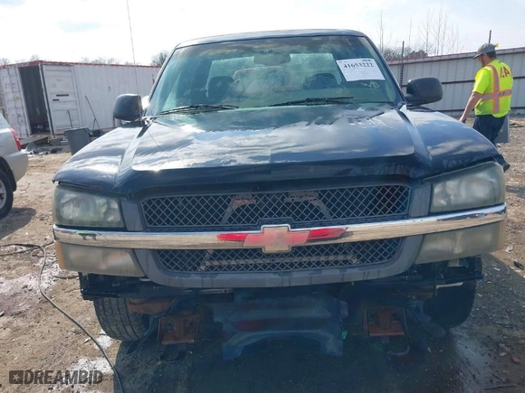 2003 Chevrolet Silverado 1500 LS with VIN 2GCEC19V531103179, listed as a IAAI auction lot 41653222 with 153,270 mi miles. Bid and sale history available at carsss.com. Image 12.