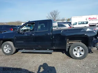 2018 Chevrolet Silverado 1500 LT with VIN 1GCVKREC4JZ159477, listed as a IAAI auction lot 41941311 with 1 mi miles. Bid and sale history available at carsss.com. Image 14.