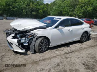 2019 Lexus ES 300h с VIN JTHB21B10K2001721, выставлен на аукционе Copart как лот 56896215 с пробегом 128 228 миль миль и Списание • Salvage title. История ставок и продаж доступна на DreamBid. Изображение 1.