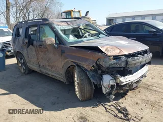 2024 Hyundai Santa Fe Limited z VIN 5NMP4DGL4RH019867, wystawiony jako IAAI lot #41795040 z przebiegiem 23 651 mil mil oraz . Historia ofert i sprzedaży dostępna na DreamBid. Obrazek 1.