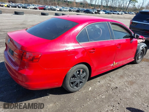 2014 Volkswagen Jetta S z VIN 3VW2K7AJ2EM391611, wystawiony jako IAAI lot #41925995 z przebiegiem 87 341 mil mil oraz . Historia ofert i sprzedaży dostępna na DreamBid. Obrazek 4.