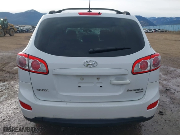 2011 Hyundai Santa Fe GLS with VIN 5XYZGDAB4BG016385, listed as a IAAI auction lot 41067744 with 181,501 mi miles. Bid and sale history available at carsss.com. Image 17.