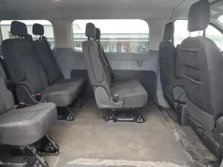 2018 Ford Transit Passenger XL z VIN 1FMZK1ZM3JKA12688, wystawiony jako Copart lot #60635335 z przebiegiem 121 509 mil mil oraz Szkoda całkowita • Salvage title. Historia ofert i sprzedaży dostępna na DreamBid. Obrazek 11.