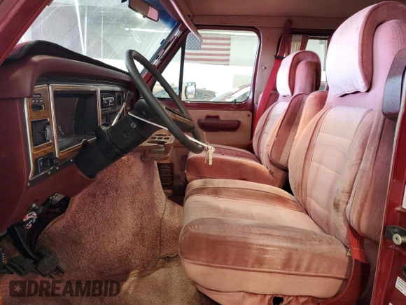 1989 Ford Econoline Cargo with VIN 1FDEE14H4KHC07245, listed as a Copart auction lot 51862145 with 911,092 mi miles and Salvage Title. Bid and sale history available at DreamBid. Image 7.