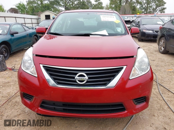 2014 Nissan Versa S with VIN 3N1CN7AP3EK458136, listed as a IAAI auction lot 41919414 with 116,628 mi miles. Bid and sale history available at carsss.com. Image 12.