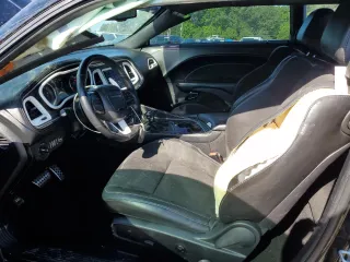 2021 Dodge Challenger R/T Scat Pack z VIN 2C3CDZFJ7MH502872, wystawiony jako Copart lot #56115325 z przebiegiem 73 652 mil mil oraz Szkoda całkowita • Salvage title. Historia ofert i sprzedaży dostępna na DreamBid. Obrazek 7.