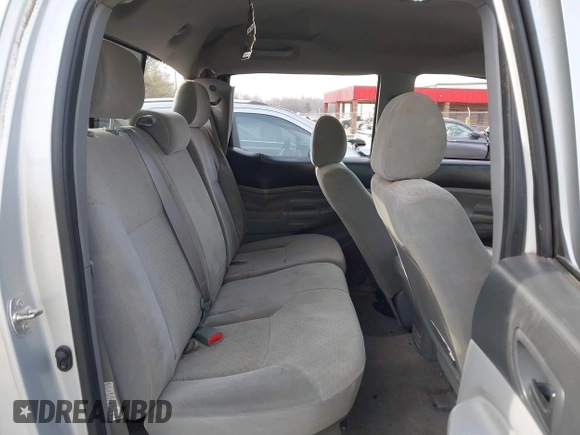 2007 Toyota Tacoma with VIN 5TELU42N37Z324958, listed as a IAAI auction lot 41791440 with 341,622 mi miles and . Bid and sale history available at DreamBid. Image 8.