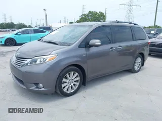 2017 Toyota Sienna XLE z VIN 5TDDZ3DC6HS147381, wystawiony jako IAAI lot #42340349 z przebiegiem 137 246 mil mil oraz . Historia ofert i sprzedaży dostępna na DreamBid. Obrazek 17.