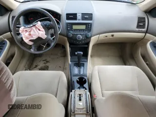 2004 Honda Accord LX z VIN 1HGCM56364A114795, wystawiony jako Copart lot #53898405 z przebiegiem 174 021 mil mil oraz Szkoda całkowita • Salvage title. Historia ofert i sprzedaży dostępna na DreamBid. Obrazek 8.