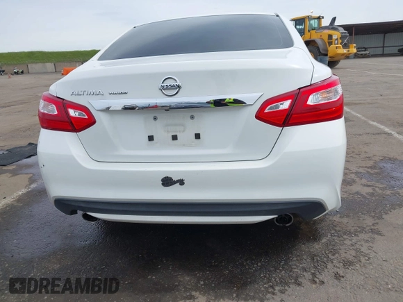 2016 Nissan Altima 2.5 S with VIN 1N4AL3AP6GN366587, listed as a IAAI auction lot 41836954 with 169,001 mi miles. Bid and sale history available at carsss.com. Image 17.