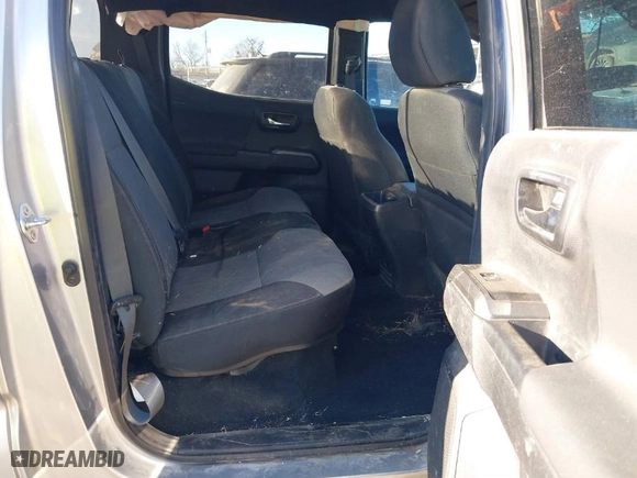 2022 Toyota Tacoma 4WD SR with VIN 3TYCZ5ANXNT077526, listed as a IAAI auction lot 41597014 with 71,103 mi miles. Bid and sale history available at carsss.com. Image 8.