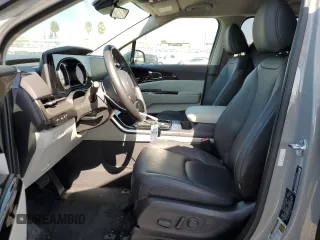 2024 Kia Carnival EX with VIN KNDNC5H34R6423148, listed as a Copart auction lot 74133784 with 5,481 mi miles and Salvage Title. Bid and sale history available at carsss.com. Image 7.