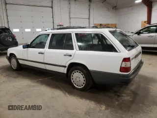 1987 Mercedes-Benz 300 with VIN WDBEB93D9HF036375, listed as a Copart auction lot 85326994 with 175,986 mi miles and Salvage Title. Bid and sale history available at DreamBid. Image 2.