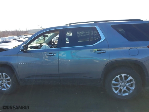 2020 Chevrolet Traverse LT Cloth with VIN 1GNEVGKW7LJ225765, listed as a IAAI auction lot 41608714 with 45,410 mi miles. Bid and sale history available at carsss.com. Image 14.