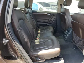 2013 Audi Q7 Premium Plus z VIN WA1LMAFEXDD013454, wystawiony jako Copart lot #61306685 z przebiegiem 171 387 mil mil oraz Czysty tytuł • Clean title. Historia ofert i sprzedaży dostępna na DreamBid. Obrazek 11.