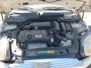 2010 MINI Hardtop with VIN WMWMF3C51ATZ23464, listed as a IAAI auction lot 42710259 with 124,660 mi miles and . Bid and sale history available at DreamBid. Image 10.