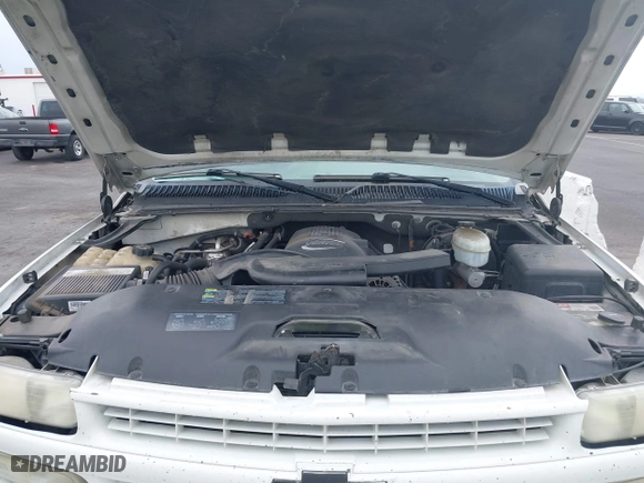 2003 Chevrolet Tahoe Z71 with VIN 1GNEK13Z03R240494, listed as a IAAI auction lot 42075566 with 203,398 mi miles. Bid and sale history available at carsss.com. Image 10.