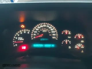2004 Chevrolet Silverado 1500 Crew Cab LS with VIN 2GCEC13TX41390981, listed as a IAAI auction lot 42084772 with 108,207 mi miles. Bid and sale history available at carsss.com. Image 7.