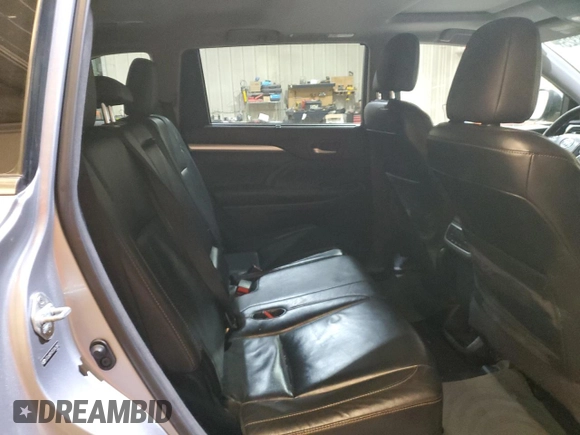 2014 Toyota Highlander XLE z VIN 5TDJKRFH7ES043965, wystawiony jako Copart lot #88438325 z przebiegiem 283 314 mil mil oraz Szkoda całkowita • Salvage title. Historia ofert i sprzedaży dostępna na DreamBid. Obrazek 11.