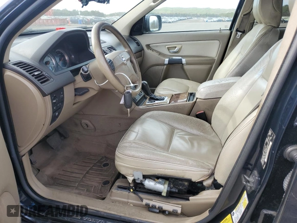 2011 Volvo XC90 I6 with VIN YV4952CZXB1576901, listed as a Copart auction lot 54744375 with 188,635 mi miles and Clean Title. Bid and sale history available at DreamBid. Image 7.
