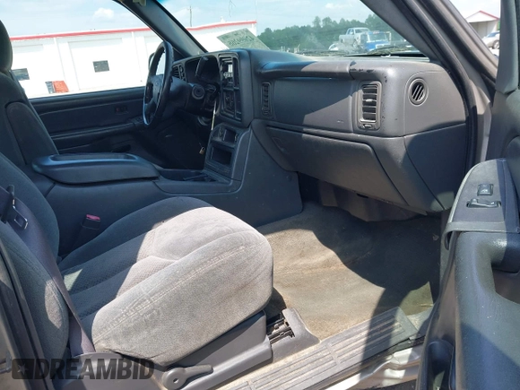 2004 Chevrolet Silverado 1500 with VIN 1GCEK19T84E244359, listed as a IAAI auction lot 42099266 with 309,637 mi miles and . Bid and sale history available at DreamBid. Image 5.