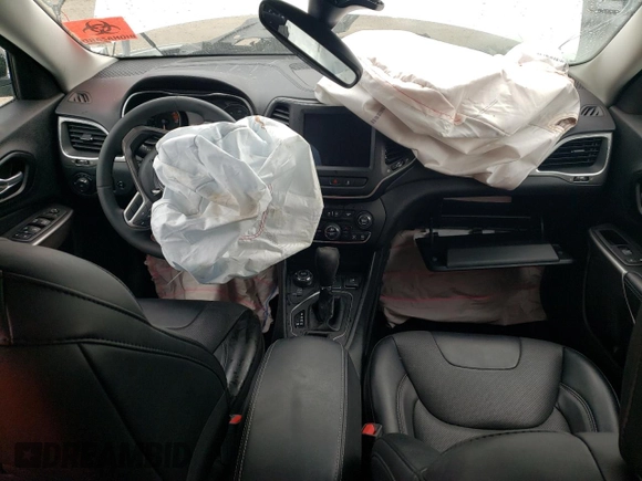 2022 Jeep Cherokee Latitude Lux with VIN 1C4PJMMX2ND549970, listed as a Copart auction lot 58895375 with Not provided miles and Salvage title. Bid and sale history available at DreamBid. Image 8.