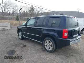 2010 Jeep Patriot Limited with VIN 1J4NF4GB0AD672289, listed as a IAAI auction lot 41807660 with 147,360 mi miles and . Bid and sale history available at DreamBid. Image 3.