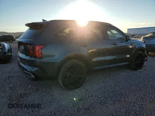 2021 Kia Sorento S with VIN 5XYRL4LC8MG008424, listed as a Copart auction lot 82995834 with 90,992 mi miles and Salvage Title. Bid and sale history available at carsss.com. Image 3.