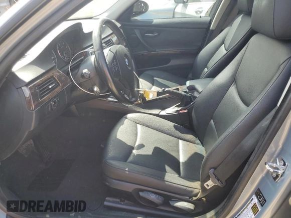 2007 BMW 3 Series 328i with VIN WBAVC53547FZ71265, listed as a Copart auction lot 54000075 with 130,559 mi miles and Salvage title. Bid and sale history available at DreamBid. Image 7.