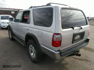 2000 Toyota 4Runner SR5 with VIN JT3GN86R5Y0138699, listed as a IAAI auction lot 41910813 with 188,852 mi miles. Bid and sale history available at carsss.com. Image 3.