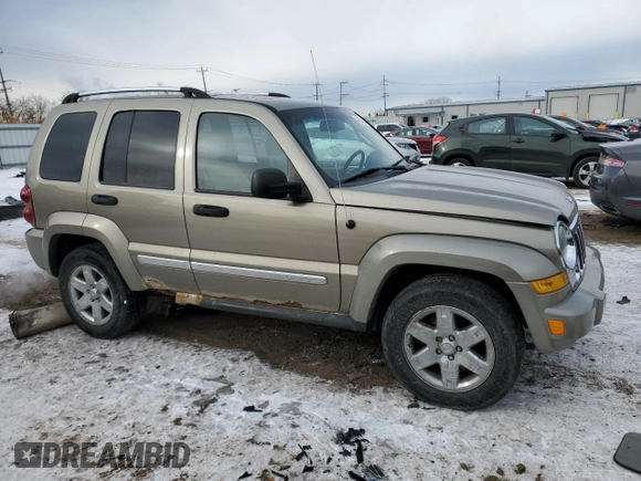 2006 Jeep Liberty Limited with VIN 1J4GL58K36W109822, listed as a Copart auction lot 45653515 with 173,335 mi miles and Salvage title. Bid and sale history available at DreamBid. Image 4.