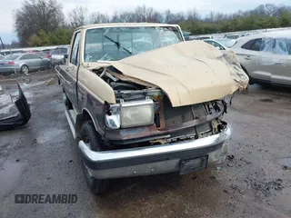 1989 Ford F-250 с VIN 2FTHF25H5KCB18665, выставлен на аукционе IAAI как лот 41893395 с пробегом Не указан миль и . История ставок и продаж доступна на DreamBid. Изображение 1.