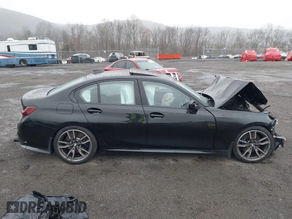 2020 BMW 3 Series M340i z VIN WBA5U7C03LFH93116, wystawiony jako IAAI lot #41826452 z przebiegiem Nie podano mil oraz . Historia ofert i sprzedaży dostępna na DreamBid. Obrazek 13.