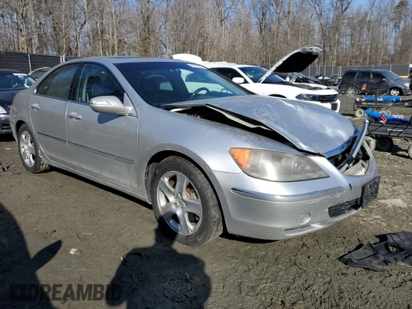 2005 Acura RL with VIN JH4KB16565C006773, listed as a Copart auction lot 42391075 with 203,355 mi miles and Salvage Title. Bid and sale history available at carsss.com. Image 4.
