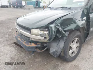 2004 Chevrolet TrailBlazer LS with VIN 1GNDT13S942288727, listed as a IAAI auction lot 42224614 with Not Provided miles and . Bid and sale history available at DreamBid. Image 6.