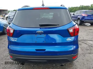 2019 Ford Escape SE z VIN 1FMCU0GD2KUB45025, wystawiony jako IAAI lot #42231745 z przebiegiem 65 732 mil mil oraz . Historia ofert i sprzedaży dostępna na DreamBid. Obrazek 17.