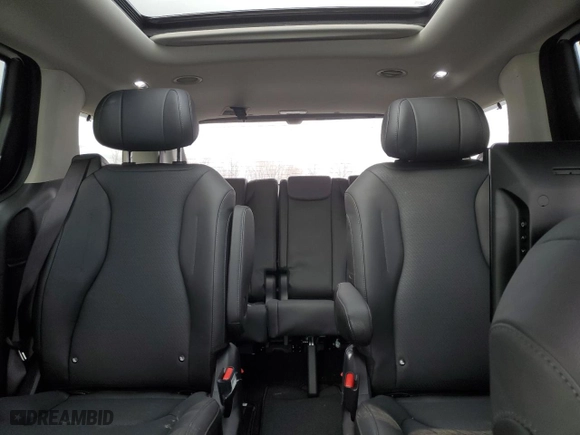 2025 Kia Carnival Hybrid SX Prestige with VIN KNDNE5KA1S6030120, listed as a Copart auction lot 50686895 with 1,455 mi miles and Salvage Title. Bid and sale history available at carsss.com. Image 10.