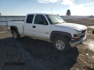 2001 Chevrolet Silverado 2500 with VIN 1GCGK29U61Z200260, listed as a Copart auction lot 79741324 with 217,069 mi miles and Salvage Title. Bid and sale history available at carsss.com. Image 4.