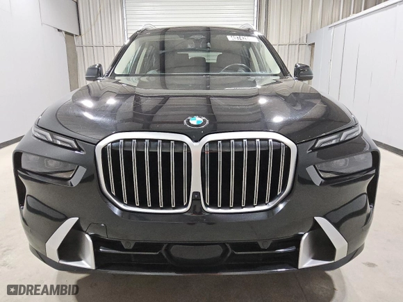 2024 BMW X7 xDrive40i with VIN 5UX23EM0XR9V51051, listed as a Copart auction lot 49742685 with 37,431 mi miles and Clean Title. Bid and sale history available at carsss.com. Image 5.