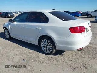 2012 Volkswagen Jetta Sedan SEL w/Sunroof with VIN 3VWLX7AJ4CM323376, listed as a IAAI auction lot 41722977 with 282,535 mi miles. Bid and sale history available at carsss.com. Image 3.