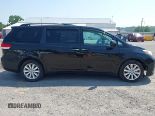2011 Toyota Sienna XLE с VIN 5TDDK3DC7BS014835, выставлен на аукционе IAAI как лот 42433053 с пробегом 291 762 миль миль и . История ставок и продаж доступна на DreamBid. Изображение 13.