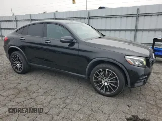 2019 Mercedes-Benz GLC 300 with VIN WDC0J4KB2KF663938, listed as a Copart auction lot 52581445 with 123,803 mi miles and Clean Title. Bid and sale history available at DreamBid. Image 4.