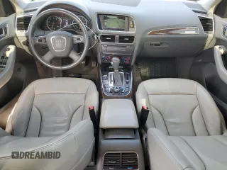 2010 Audi Q5 Premium Plus с VIN WA1LKAFPXAA017010, выставлен на аукционе Copart как лот 62428355 с пробегом 146 288 миль миль и Списание • Salvage title. История ставок и продаж доступна на DreamBid. Изображение 8.